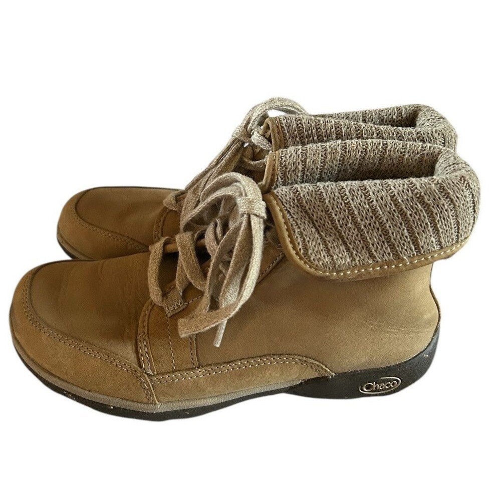 Chaco Boots Leather Women’s Size 7 Sweater Cuff Barbary Hiking Fall Autumn